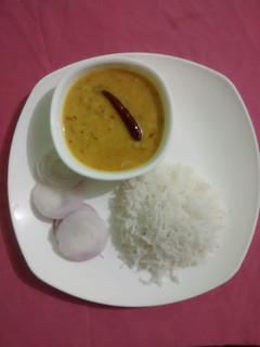 उड़द की धुली दाल (Urad ki Dhuli Dal recipe in Hindi) रेसिपी मुख्य फोटो