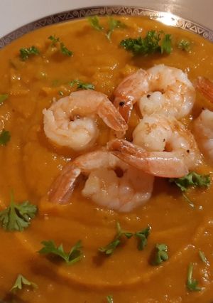 Φωτογραφία της συνταγής 🥣Σούπα βελουτέ κολοκύθας και γλυκοπατάτας με γαρίδες