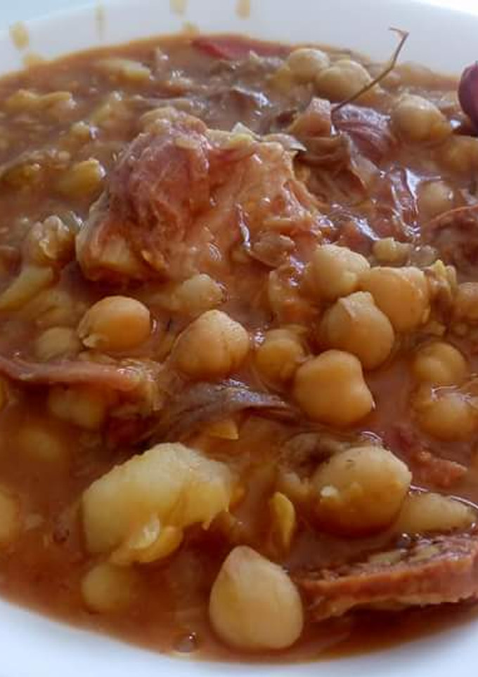 Una foto de Garbanzas a la Canaria