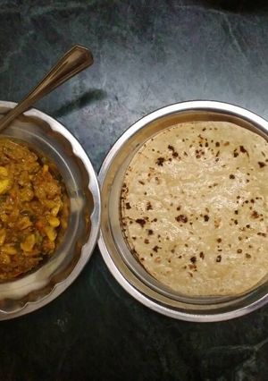 क्रिस्पी कॉर्न की सब्जी चपाती के साथ (Crispy corn ki sabji with chapati recipe in hindi) रेसिपी मुख्य फोटो