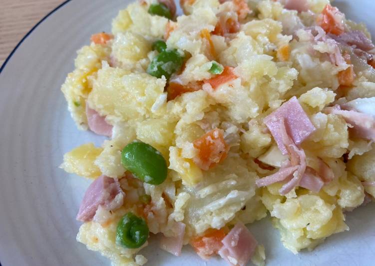 Bagaimana Menyiapkan Japanese Salad Potato, praktis buat lunch bagi yg bosen nasi Top Enaknya