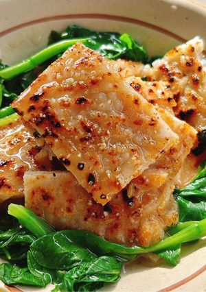 Hình của món Phở chiên giòn xốt tiêu.