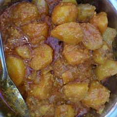 A picture of Rongon aloo dum.