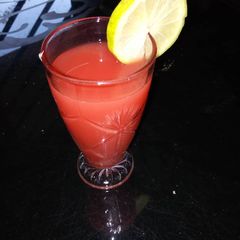 A picture of Watermelon drink.