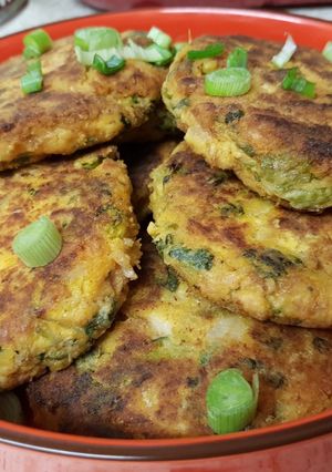 A picture of Home made Patties 💖.