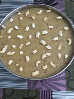 கிச்சடி (Sweet Kichadi Recipe in Tamil) செய்முறை முக்கிய புகைப்படம்
