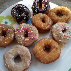 A picture of Glazed Doughnut.