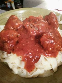 Una foto de Albóndigas en salsa de tomates