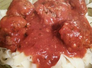 Una foto de Albóndigas en salsa de tomates