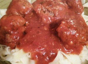 Una foto de Albóndigas en salsa de tomates