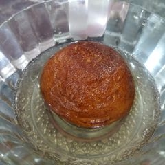 A picture of Gulab Jamun.
