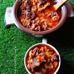 A picture of Spicy beef sauce.