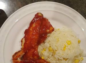 Una foto de Cuaresma: Filete de pescado en salsa de guajillo