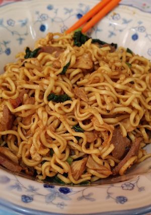 Foto resep Mie goreng ayam baso