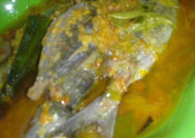 Ikan woku kuning khas manado