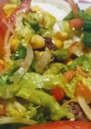 Una foto de Ensalada caliente de verduras
