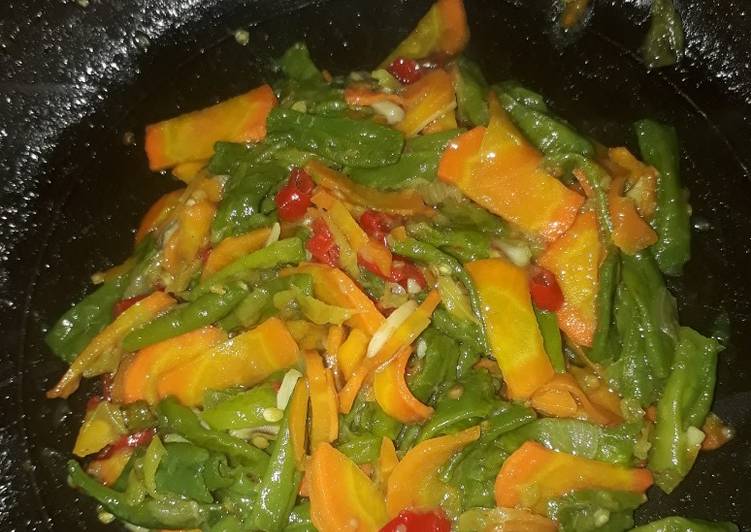 Langkah Menyiapkan Tumis kawor (kacang panjang dan wortel) yang Menggugah Selera