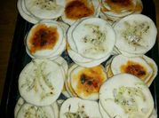 Una foto de pizzetas tradicional