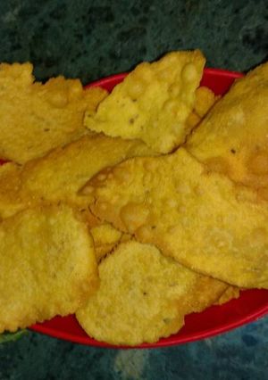 फाफड़ा (Fafda recipe in hindi) रेसिपी मुख्य फोटो