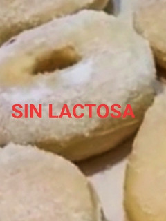 Una foto de Donas casera al horno fácil sin lactosa