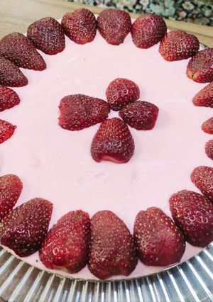 عکسی از دستور چیز کیک توت فرنگی