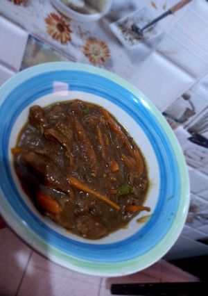 A picture of Shredded beef sauce.