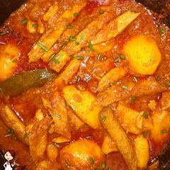 A picture of Tinfish Curry.