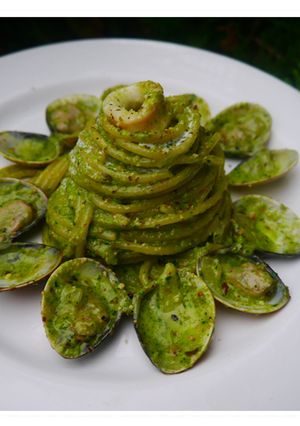熱那亞青醬蛤蜊義大利麵 的食譜成品照片