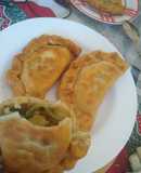 Empanada de mariscos con un toque de cilantro