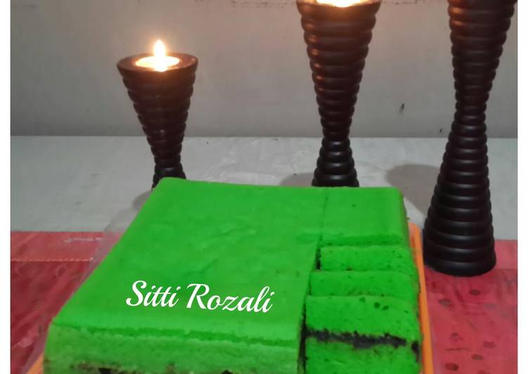 Bolu pandan lapis coklat