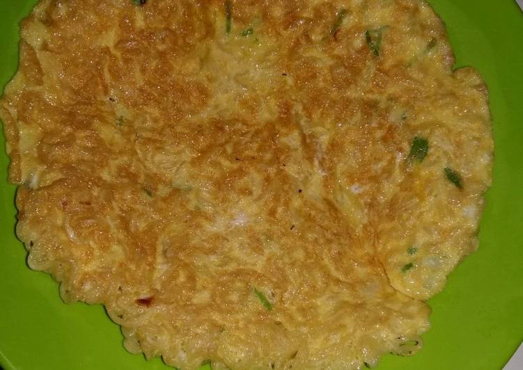 Langkah Mudah untuk Menyiapkan Omlet mie telur Anti Gagal