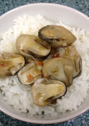 Hình của món Nấm Rơm Rang Muối Ớt.