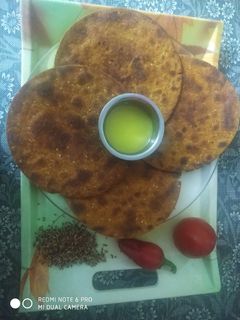 રાગી ટોમેટીનો ખાખરા રેસીપી મુખ્ય ફોટો