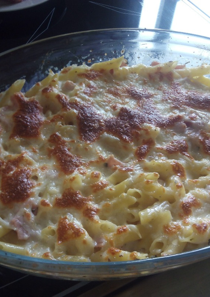 Una foto de Macarrones gratinados