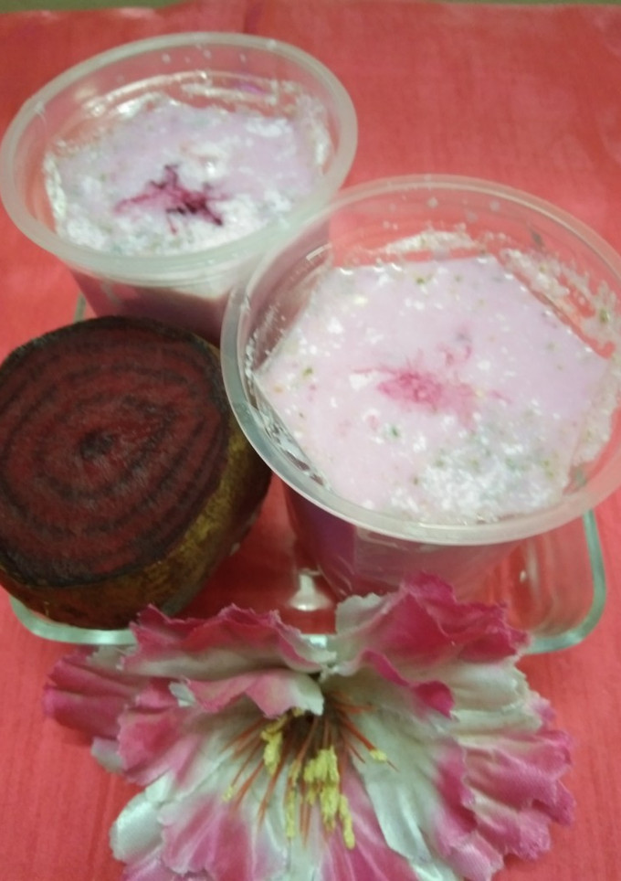 A picture of Beetroot buttermilk.