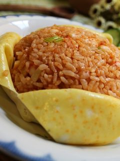 [亨氏番茄醬]茄汁蝦仁蛋包飯 的食譜成品照片