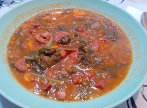 Foto principal de Lentejas con chorizo (receta de mi suegra)