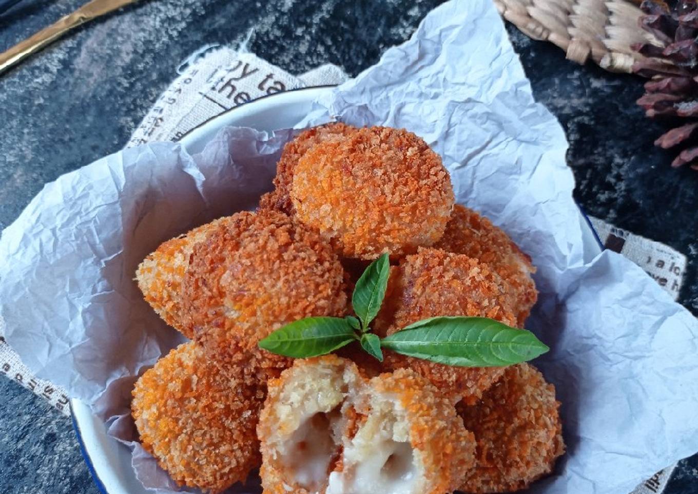 Banana bomb cheese
