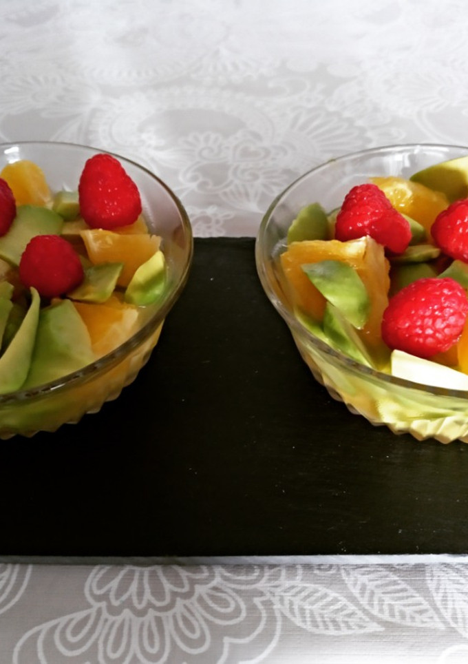 Una foto de Ensalada de naranja y aguacate