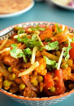 झालफ्रेज़ी (Jhaalfrezi 🥗 recipe in hindi) रेसिपी मुख्य फोटो