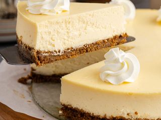 Eggnog Cheesecake