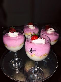 عکسی از دستور دسر توت فرنگی (مگنولیا)