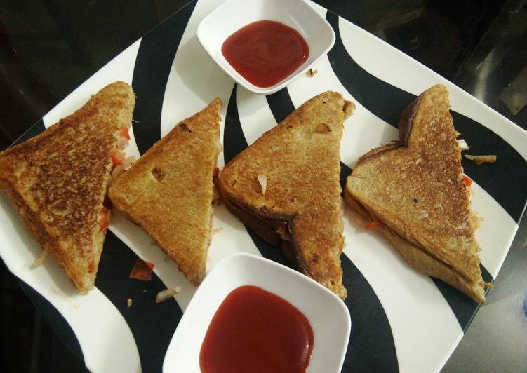 Step-by-Step Guide to Make Any-night-of-the-week Healthy Paneer Pumpkin Tava toast