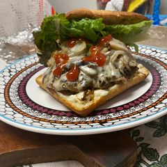 A picture of Proper Cheeseburger.