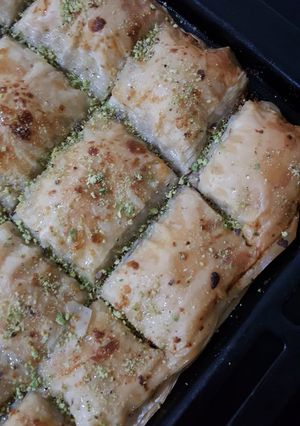 A picture of Lebanese Baklava.