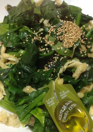 5分簡單豆皮&波菜拌拌 常備菜 的食譜成品照片