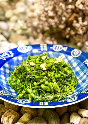 Hình của món Bông Thiên Lý Xào Tỏi.