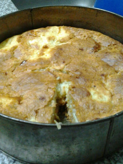 Una foto de Torta de manzana económica