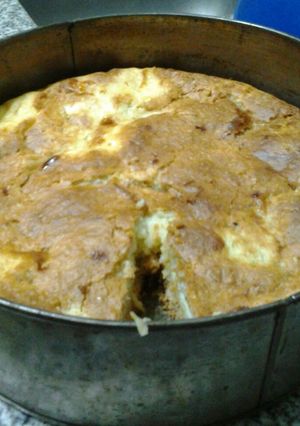 Una foto de Torta de manzana económica