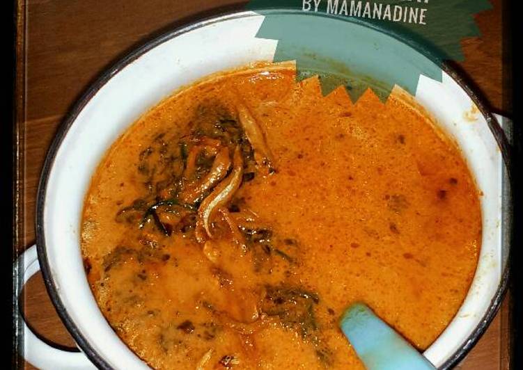 Bumbu Menyiapkan Gulai Pakis Teri, Menggugah Selera